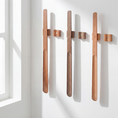 Drie houtkleuren met magnetische wandhouder