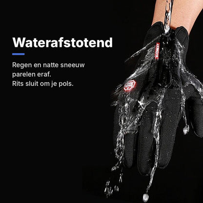 Waterafstotend: regen en natte sneeuw parelen eraf