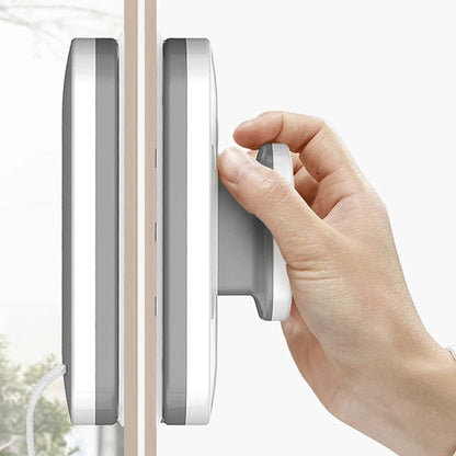 Magnar in gebruik: binnenhelft en buitenhelft aan weerszijden van dubbel glas
