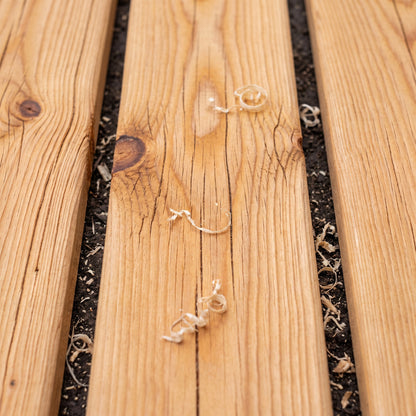 Na: hetzelfde hout, vers en warm van kleur