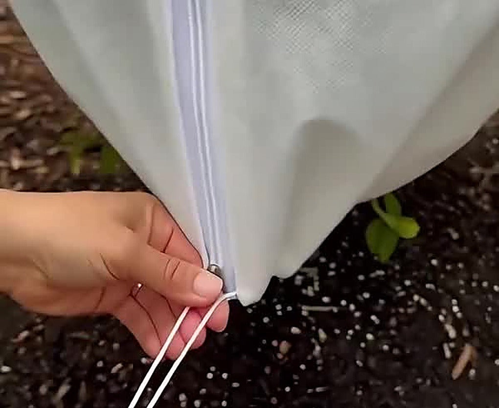 Close-up van het trekkoord onderaan de hoes