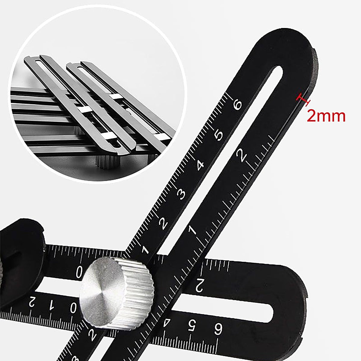 Close-up van de metalen kartelknop en het 2 mm dikke aluminium segment